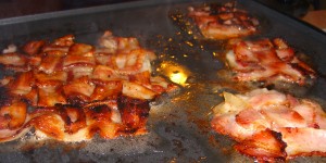 Large and small bacon weaves cooking